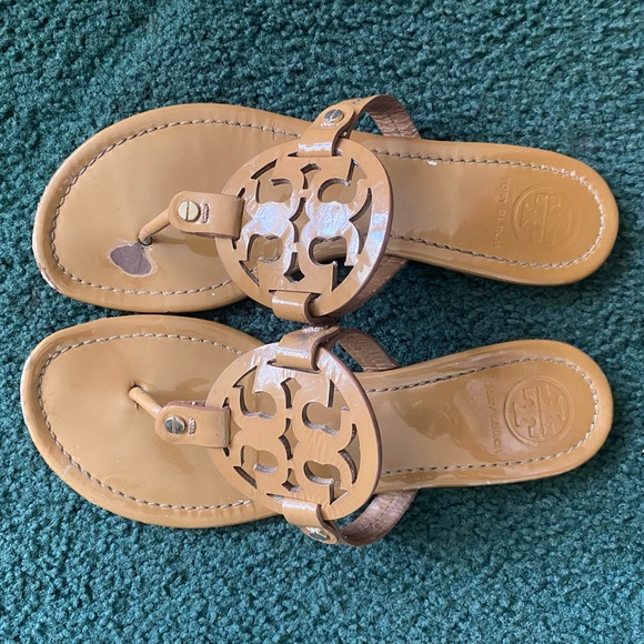 Tory Burch Miller Sandal, Patent Leather - Picture 4 of 5